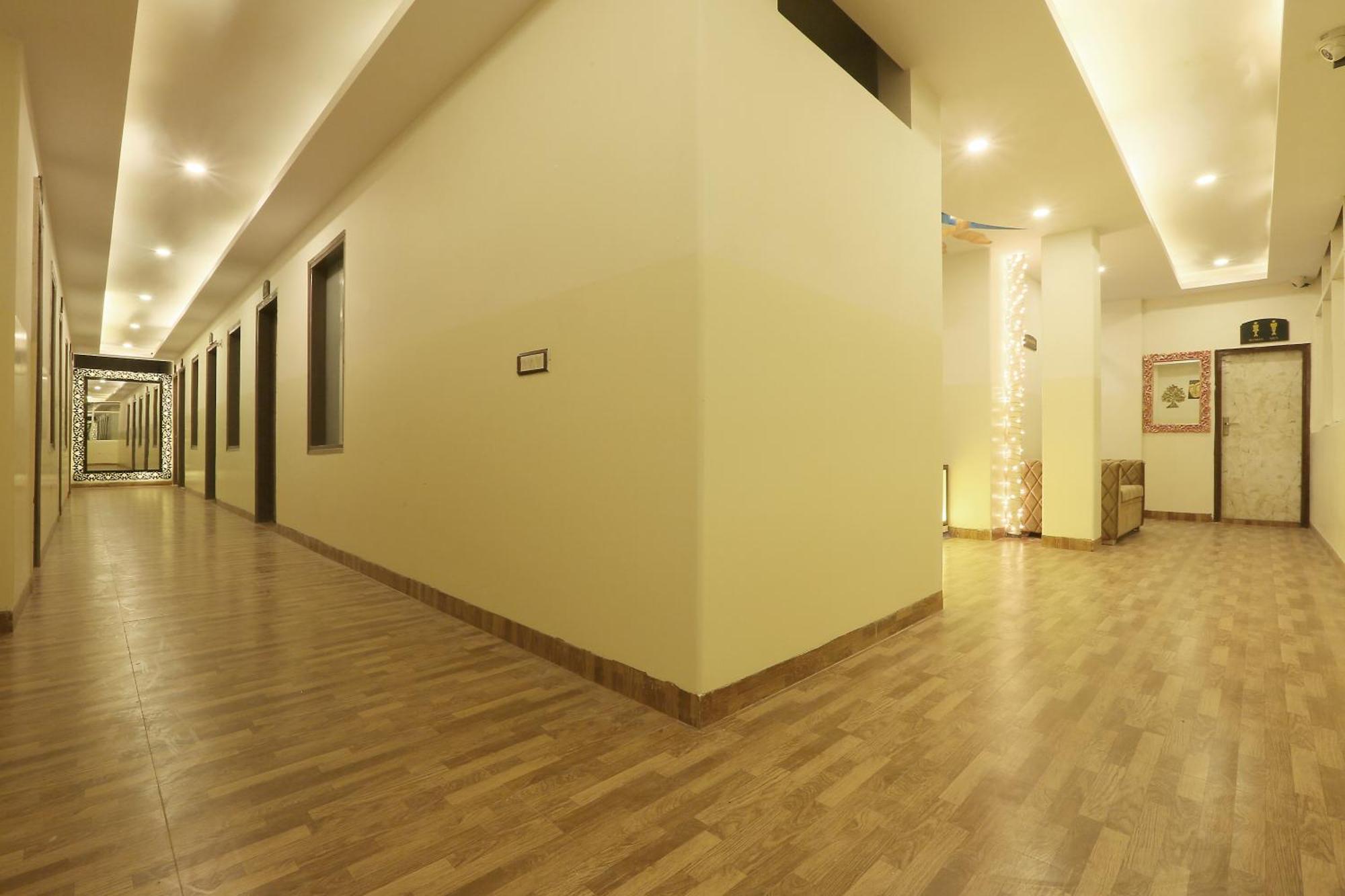 Bed and Breakfast Plazzo Prime Plaza At Delhi Airport Nové Dillí Exteriér fotografie