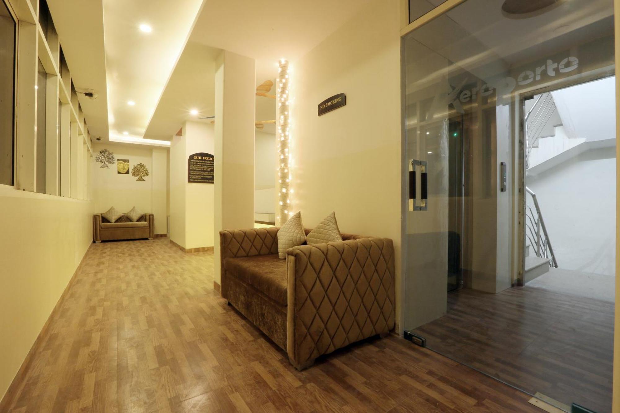 Bed and Breakfast Plazzo Prime Plaza At Delhi Airport Nové Dillí Exteriér fotografie